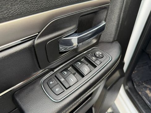 Used 2013 RAM 1500 Sport image 11