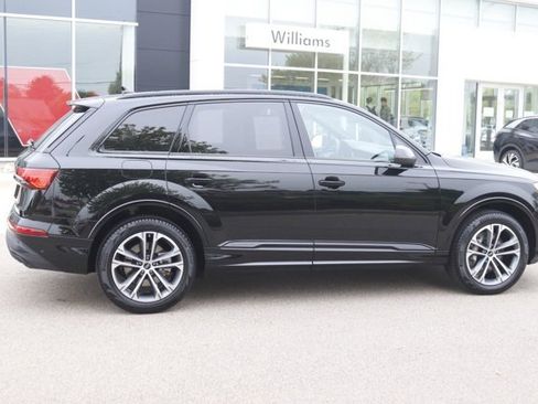 Used 2025 Audi Q7 2.0T Premium Plus w/ Premium Plus Package image 2