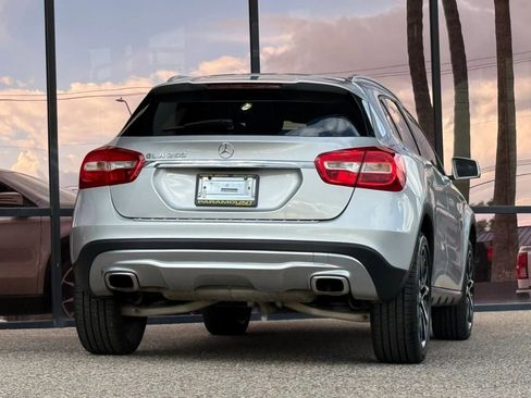 Used 2017 Mercedes-Benz GLA 250 image 11