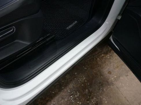 Certified 2023 Volkswagen Tiguan SE image 63