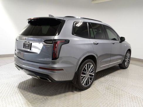 Used 2022 Cadillac XT6 Sport w/ Technology Package AWD/4WD image 10
