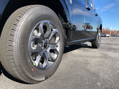 New 2025 Ford Maverick XLT w/ XLT Luxury Package image 21