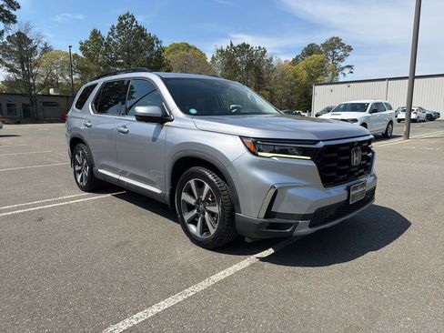 Certified 2023 Honda Pilot Elite image 4