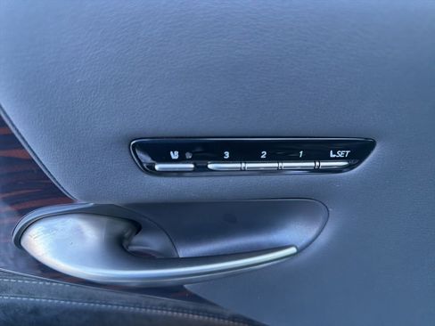 Used 2019 Lexus LS 500 AWD w/ Interior Upgrade Package image 16