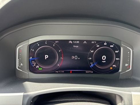 Used 2022 Volkswagen Atlas Cross Sport SEL image 11