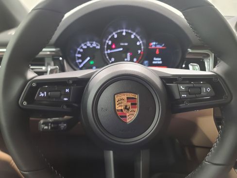 New 2026 Porsche Macan AWD/4WD image 16