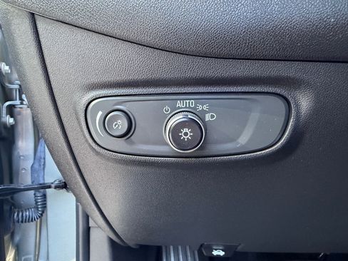 Used 2024 Chevrolet Equinox LT w/ LPO, Floor Liner Package FWD image 12