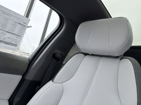 Certified 2025 Cadillac Optiq Luxury 1 w/ LPO, Floor Liner Package image 20