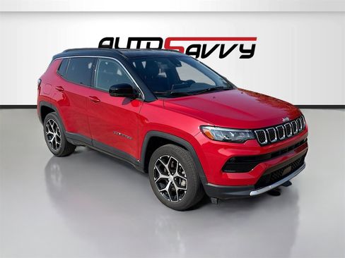 Used 2024 Jeep Compass Limited image 1