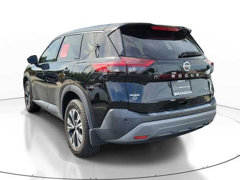 Certified 2021 Nissan Rogue SV FWD image 5