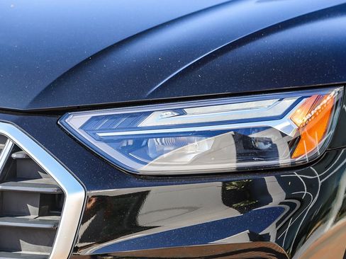 Certified 2023 Audi Q5 2.0T Premium Plus w/ Premium Plus Package image 5