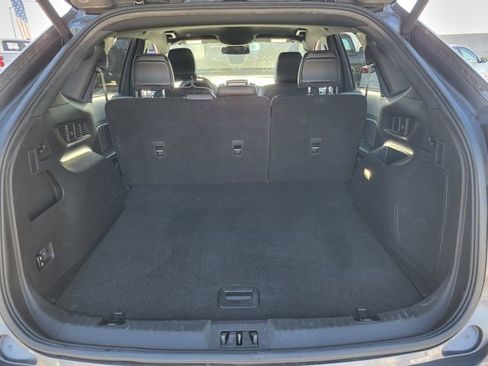 Used 2023 Ford Edge ST image 13