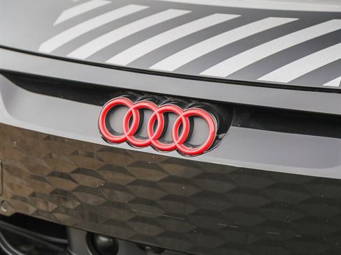 Used 2023 Audi RS e-tron GT image 15