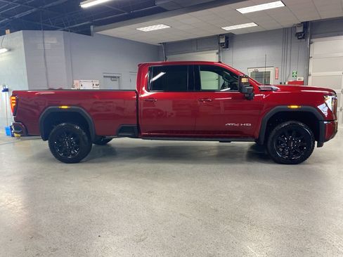 New 2025 GMC Sierra 3500 AT4 w/ AT4 Premium Plus Package image 8
