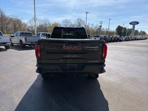Used 2023 GMC Sierra 2500 Denali w/ Denali Ultimate Package AWD/4WD image 4