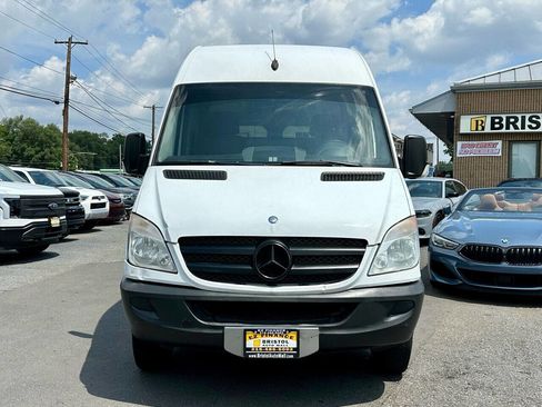 Used 2013 Mercedes-Benz Sprinter 3500 image 2