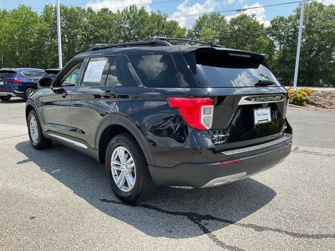 Used 2023 Ford Explorer XLT w/ Equipment Group 202A AWD/4WD image 24