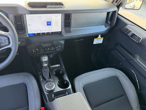 New 2025 Ford Bronco 4-Door AWD/4WD image 12