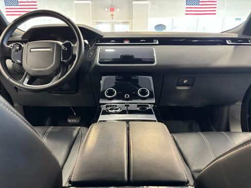 Used 2020 Land Rover Range Rover Velar S image 27