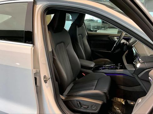 Certified 2025 Audi A5 2.0T Premium Plus w/ Premium Plus image 9