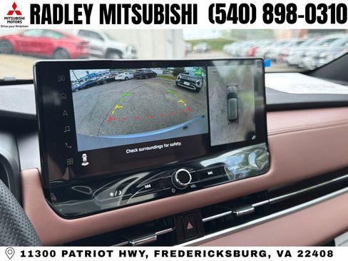 New 2026 Mitsubishi Outlander SEL image 8