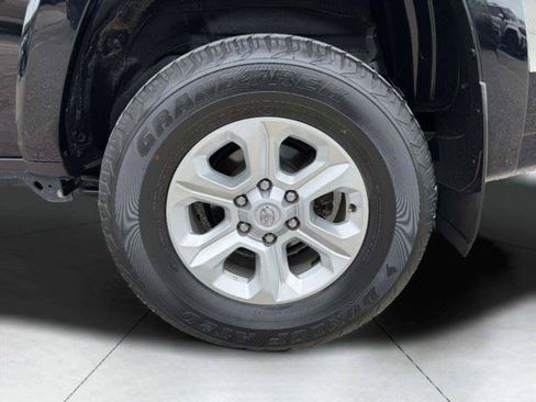 Used 2024 Toyota 4Runner SR5 AWD/4WD image 62