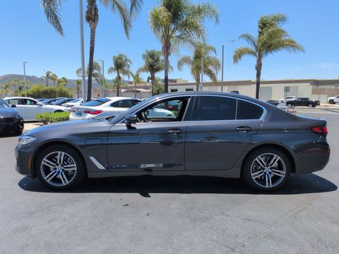 Used 2021 BMW 530e w/ Parking Assistance Package RWD image 7