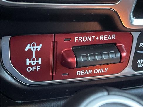 Used 2024 Jeep Wrangler Unlimited Rubicon 392 image 25