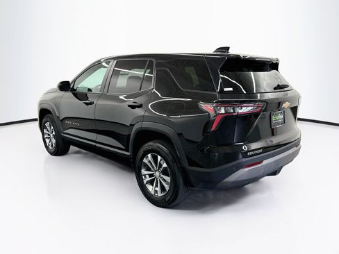 Used 2025 Chevrolet Equinox LT FWD image 5