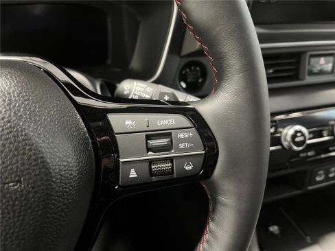 New 2025 Honda Pilot Black Edition image 13