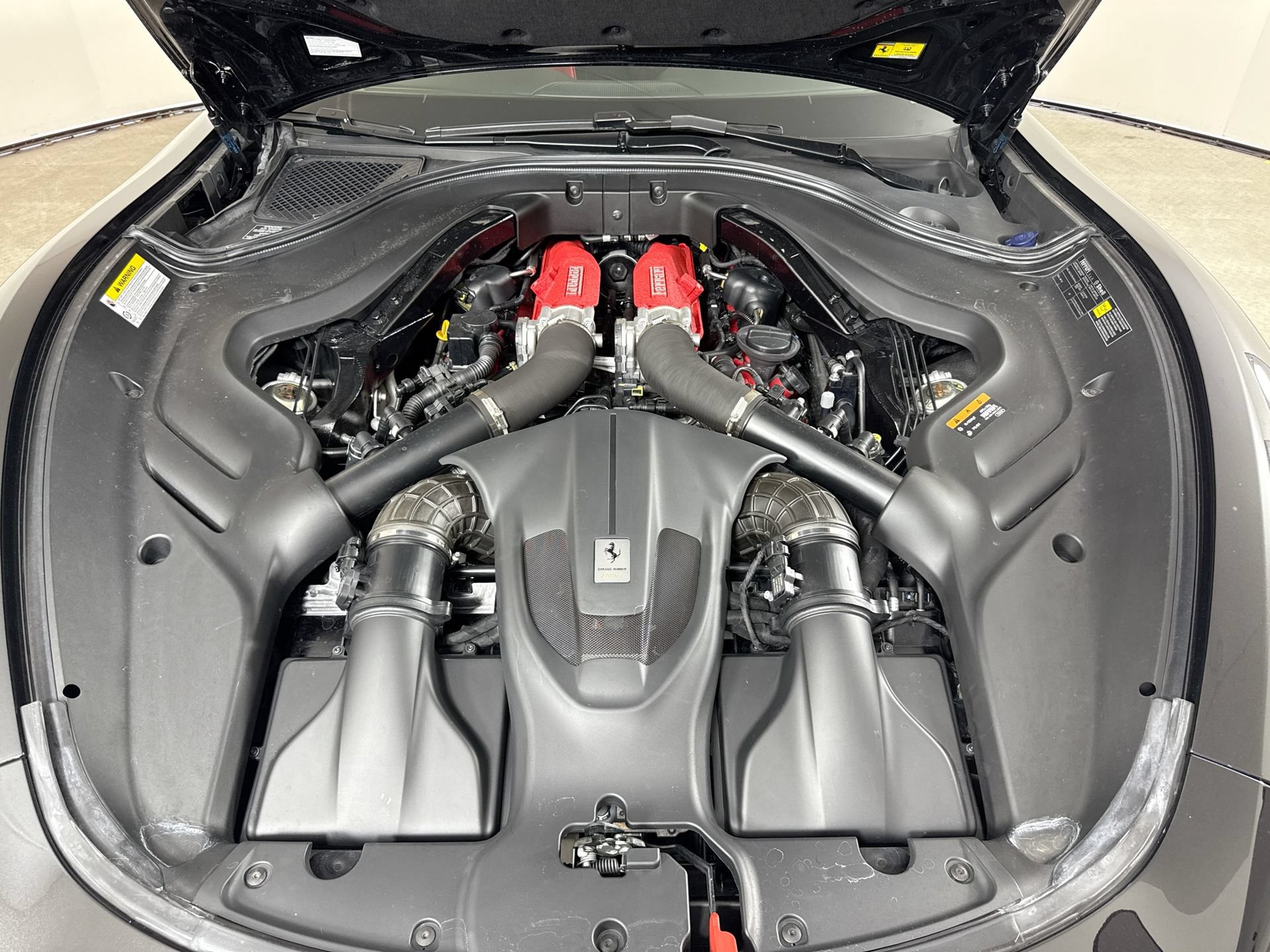Certified 2022 Ferrari Roma RWD image 21