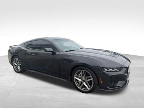 Used 2024 Ford Mustang GT Premium image 7