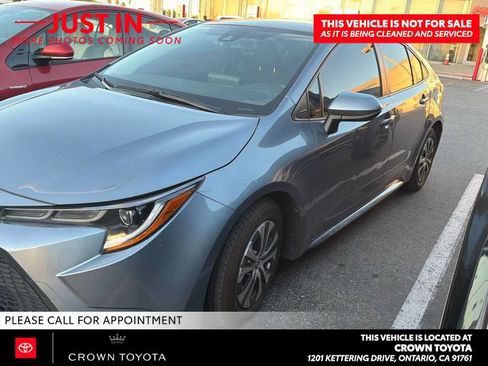 Used 2022 Toyota Corolla LE FWD image 1