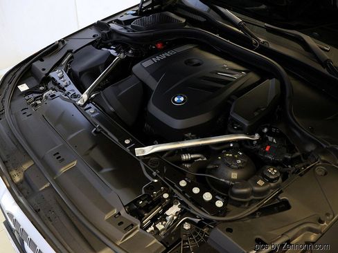 Certified 2024 BMW 530i xDrive w/ Convenience Package image 39