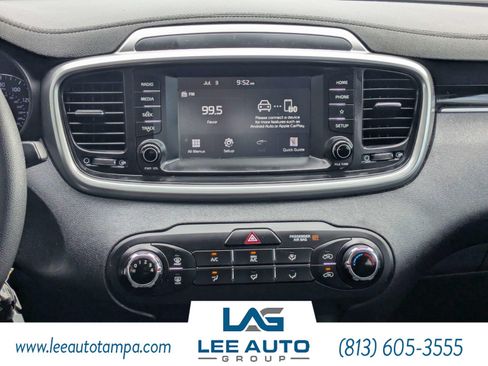 Used 2020 Kia Sorento LX FWD image 16