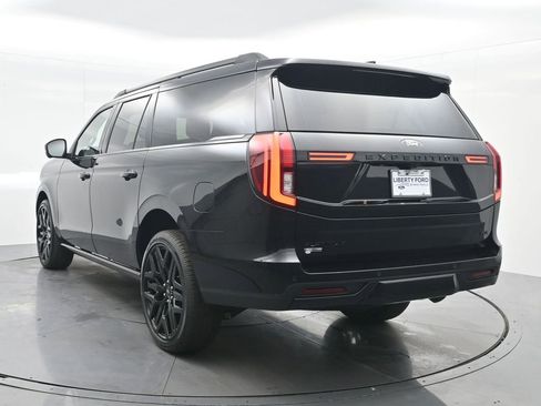 New 2026 Ford Expedition Max Platinum w/ Stealth Performance Package image 9