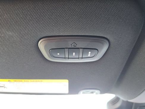 Used 2026 Jeep Cherokee Limited AWD/4WD image 25