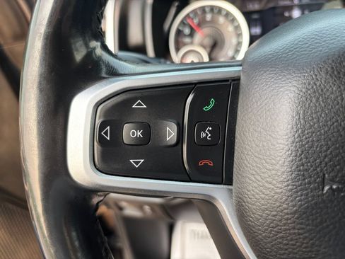 Used 2019 RAM 1500 Big Horn AWD/4WD image 12