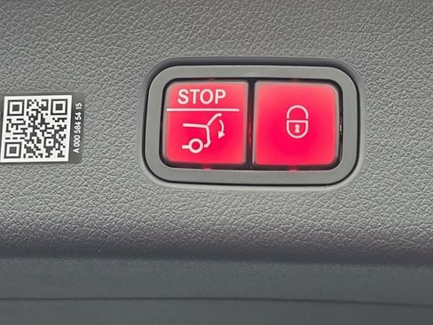 New 2026 Mercedes-Benz GLC 300 4MATIC image 27