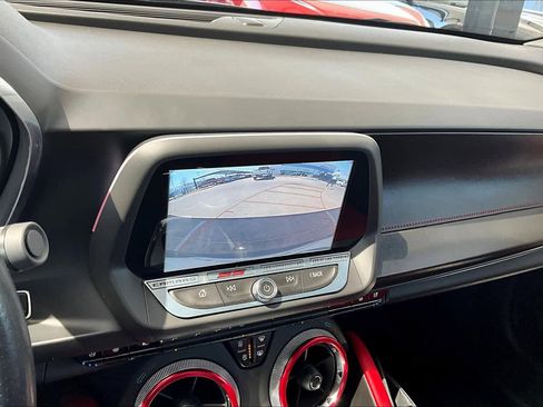 Used 2018 Chevrolet Camaro SS RWD image 28