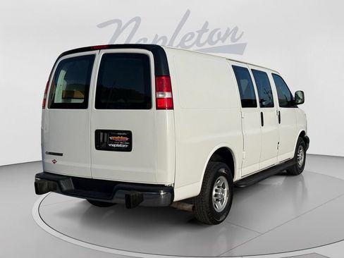 Used 2020 Chevrolet Express 2500 w/ Driver Convenience Package RWD image 8