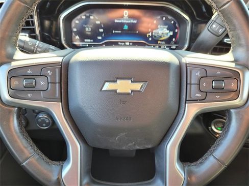 Used 2024 Chevrolet Silverado 2500 LT w/ Z71 Off-Road Package image 34