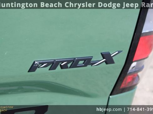 Used 2023 Nissan Frontier Pro-X w/ Technology Package image 9