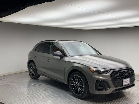 Used 2023 Audi SQ5 Premium Plus w/ Premium Plus Package AWD/4WD image 8