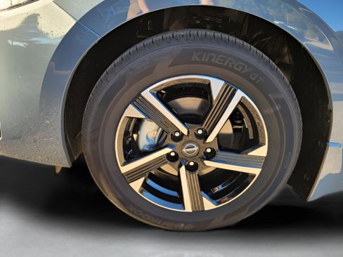 New 2025 Nissan Sentra SV image 22