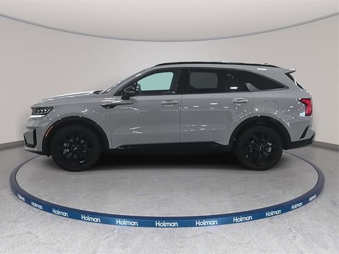 Used 2023 Kia Sorento SX image 9