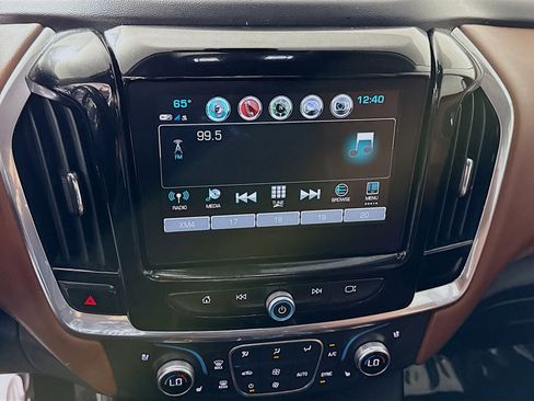 Used 2018 Chevrolet Traverse High Country w/ LPO, Cargo Package AWD/4WD image 18