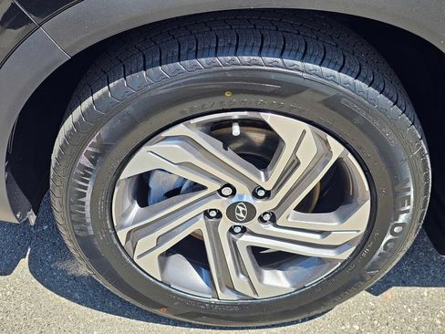 Certified 2023 Hyundai Santa Fe SEL FWD image 9