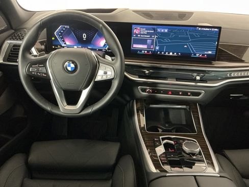 Certified 2026 BMW X5 sDrive40i w/ Climate Comfort Package RWD image 9