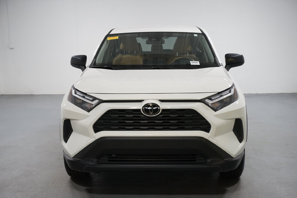 Certified 2023 Toyota RAV4 LE FWD image 2